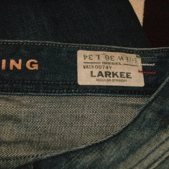 Diesel Larkee Regular Straight Distressed Wash 0074Y ITALY size W - 36 ~ L - 34 - Picture 2 of 6